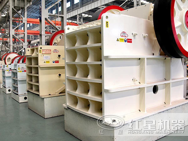 采石場(chǎng)破碎機(jī)