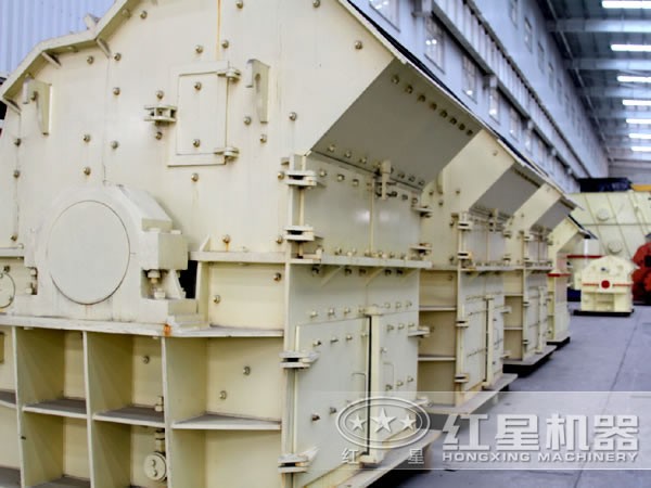 礦用細(xì)碎機細(xì)節(jié)展示