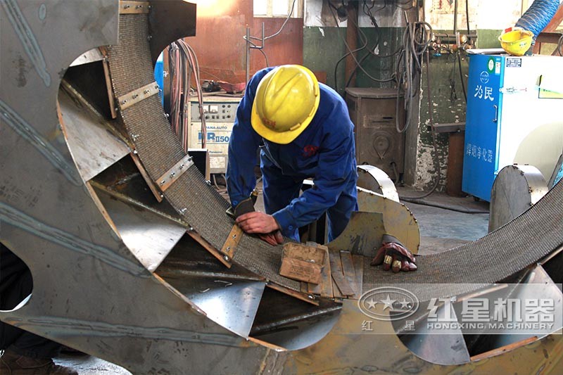 紅星機(jī)器對每一個(gè)細(xì)節(jié)都精益求精