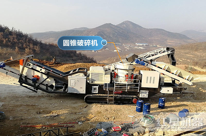 履帶式移動石頭破碎機現(xiàn)場看，可就近現(xiàn)場考察