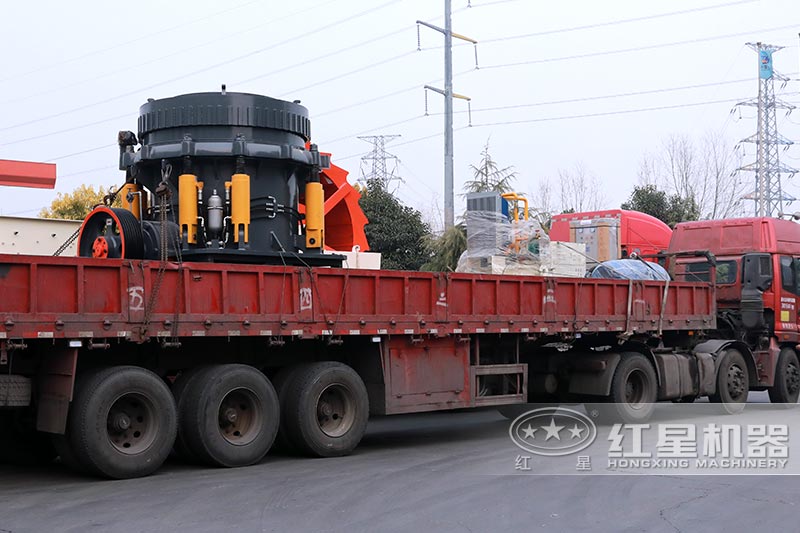 HP300圓錐破碎機(jī)發(fā)貨中。。