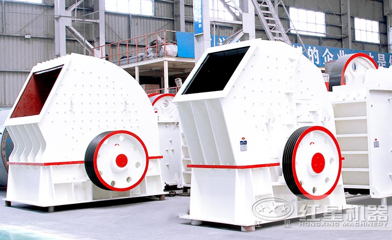 PCZ型錘破碎石機價格劃算，產(chǎn)量大