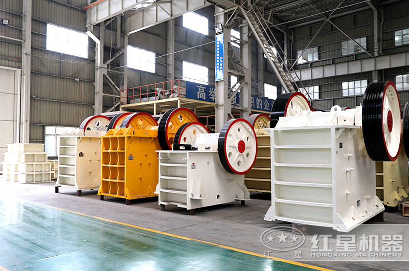 頭破碎石機(jī)車間，可隨時參觀