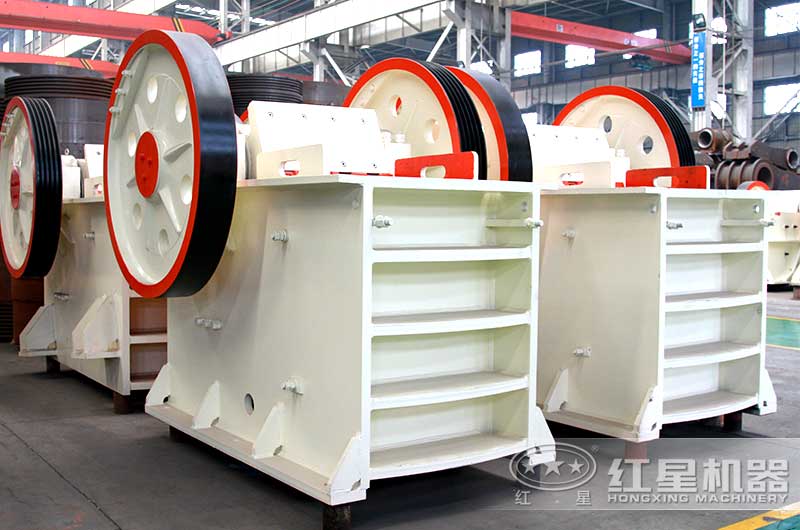 PE鄂式破石機，設計簡單，運行穩(wěn)定