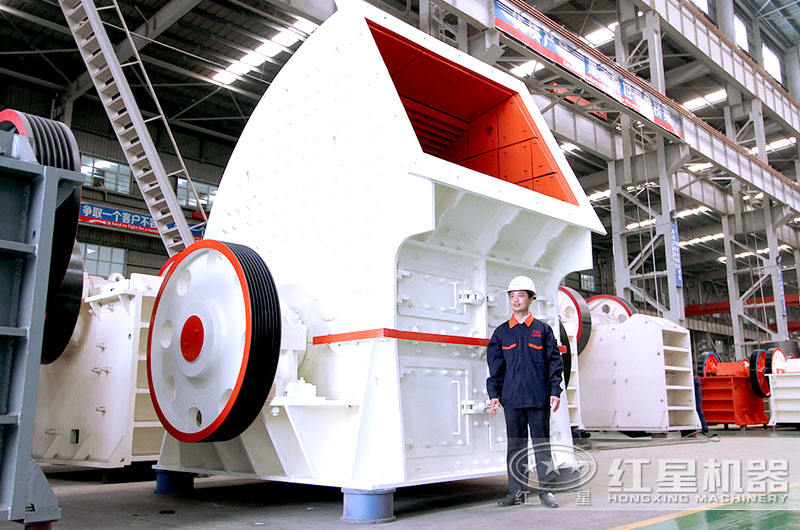 一次成型的石子軋石設(shè)備，出料粒形好